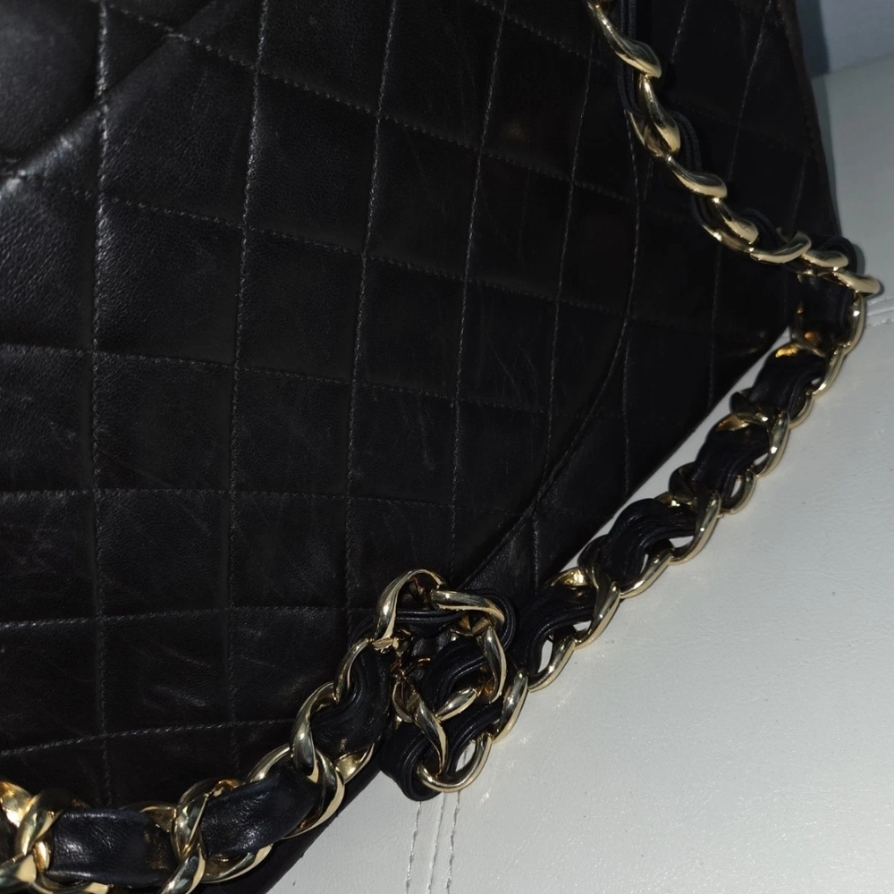 Chanel Vintage Black Quilted Leather Tote Bag 24k Plated Gold Chain Straps - Picture 3 of 16